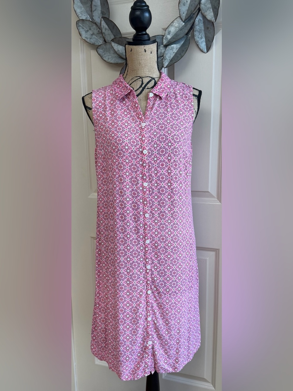 216: Croft & Barrow Pink Geometric Sleeveless Midi Dress - Medium